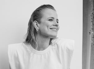 Ilse Delange