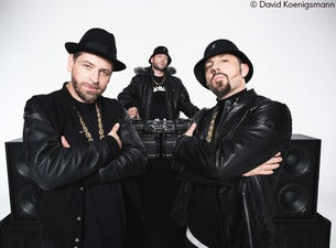 Fünf Sterne Deluxe feat. Toytoy plays Sillium Fünf Sterne Deluxe feat. Toytoy plays Sillium