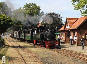 Dampfzugfahrt mit der Museums-Eisenbahn(Hin- und Rückfahrt) Dampfzugfahrt mit der Museums-Eisenbahn(Hin- und Rückfahrt)